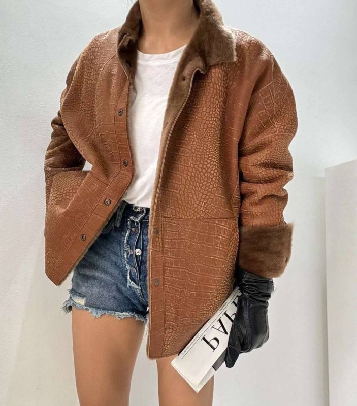 ДУБЛЕНКА ДВУСТОРОННЯЯ MIU MIU фото