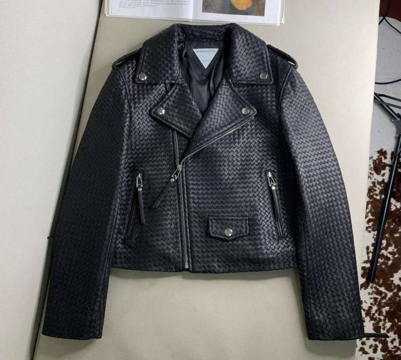 КУРТКА BOTTEGA VENETA фото