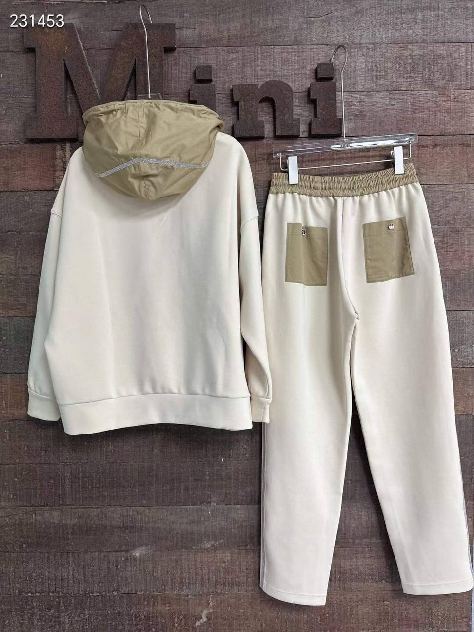 КОСТЮМ BRUNELLO CUCINELLI детальное фото