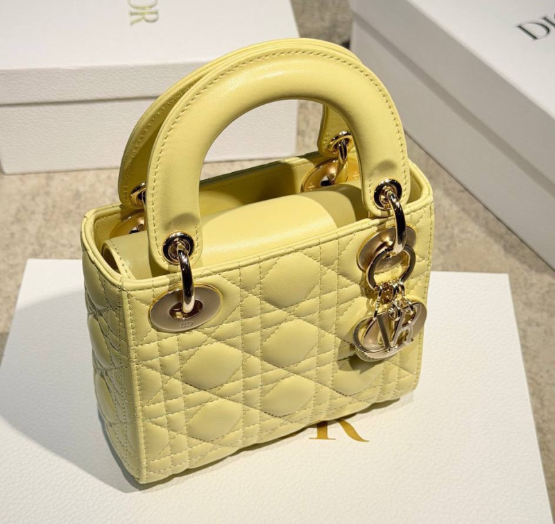 СУМКА CHRISTIAN DIOR LADY фото