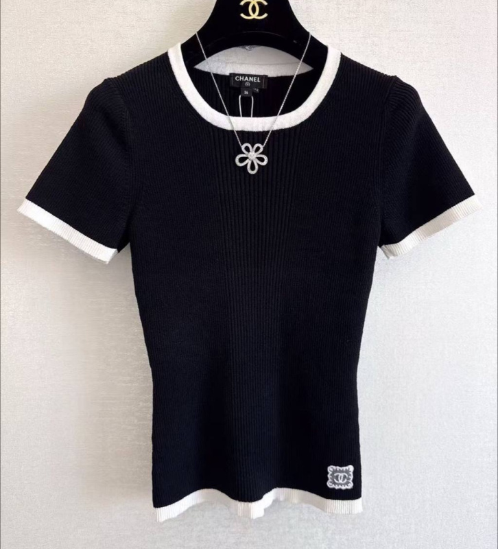 ФУТБОЛКА CHANEL фото