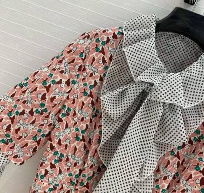 ПЛАТЬЕ PRADA детальное фото