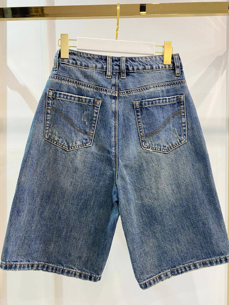 ШОРТЫ VALENTINO детальное фото