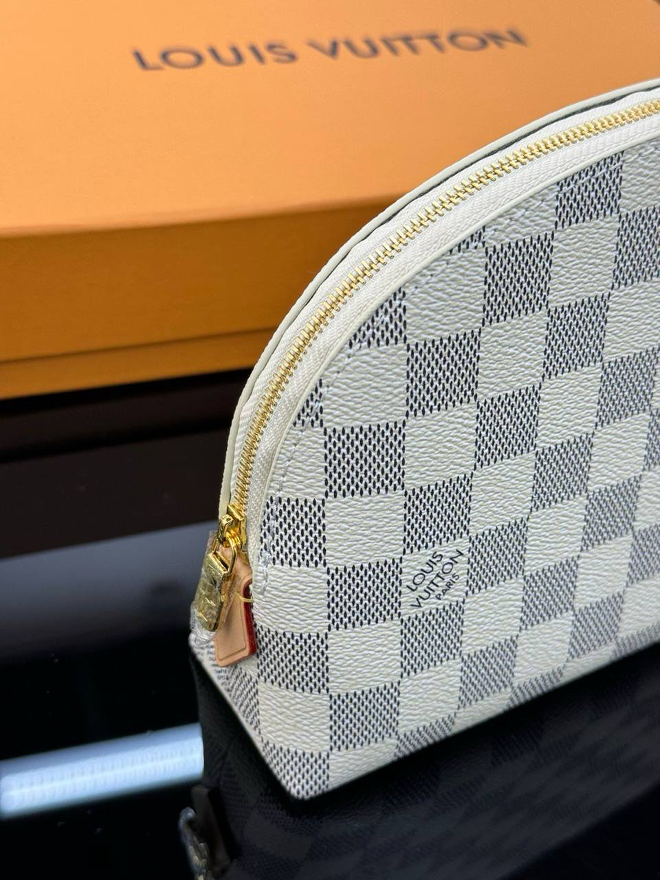КОСМЕТИЧКА LOUIS VUITTON детальное фото