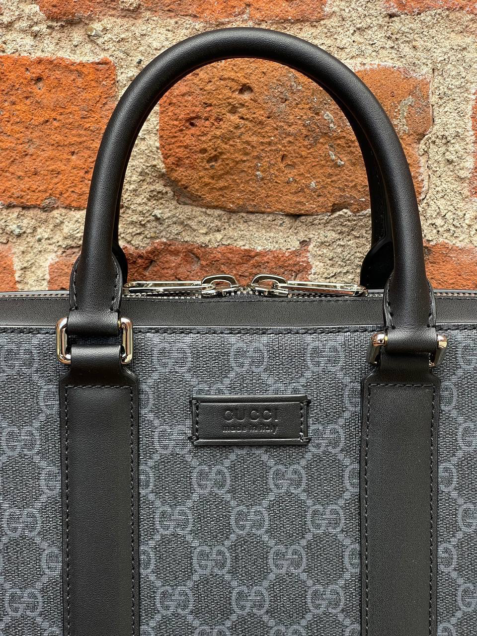 МУЖСКОЙ ПОРТФЕЛЬ GUCCI детальное фото