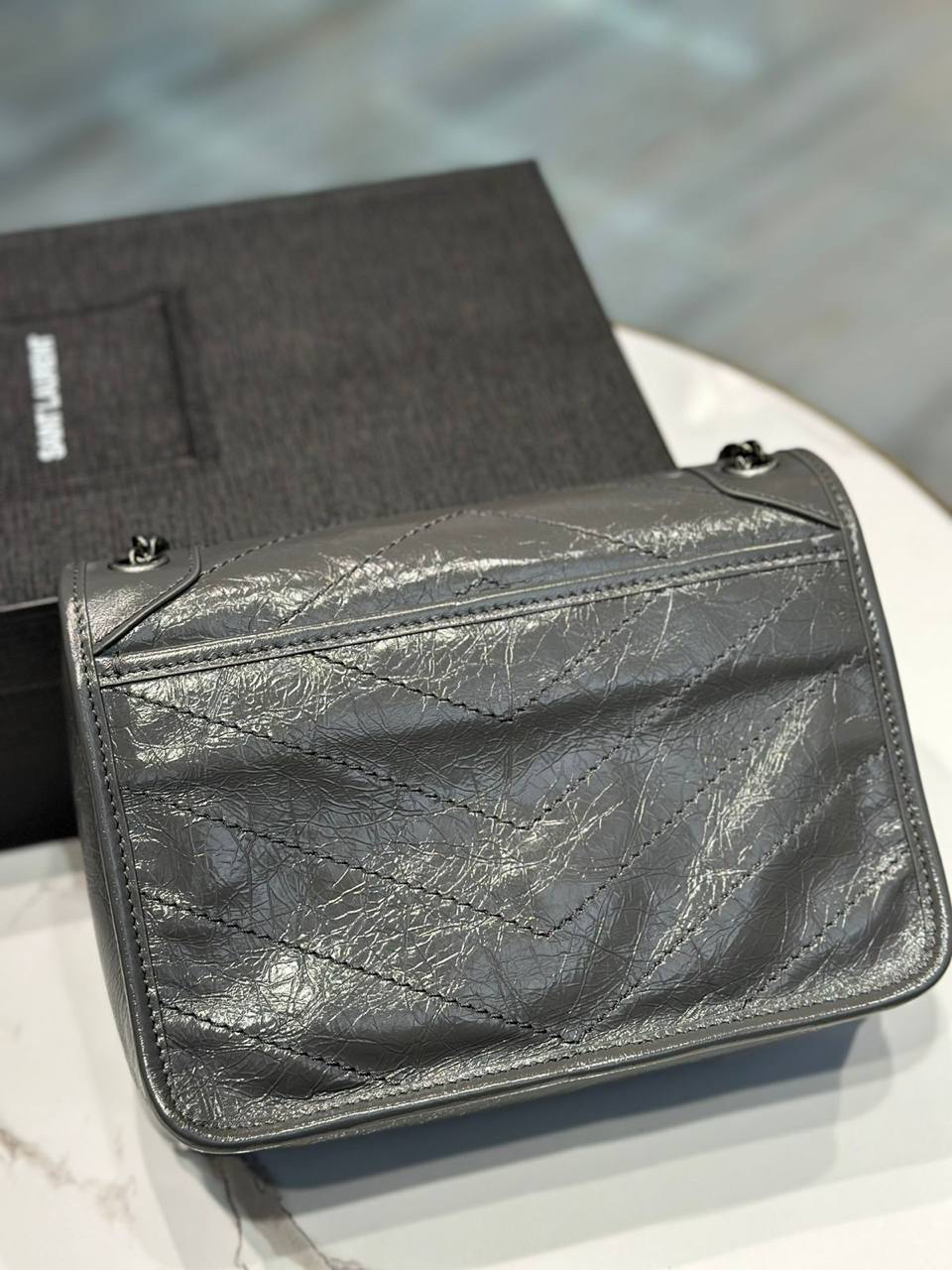 СУМКА SAINT LAURENT NIKI SMALL детальное фото
