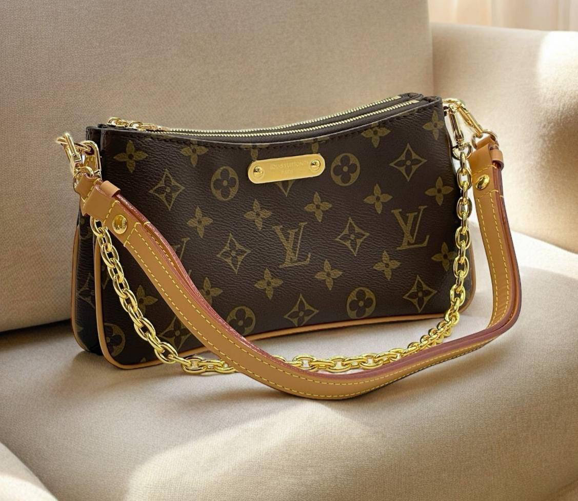 СУМКА LOUIS VUITTON детальное фото