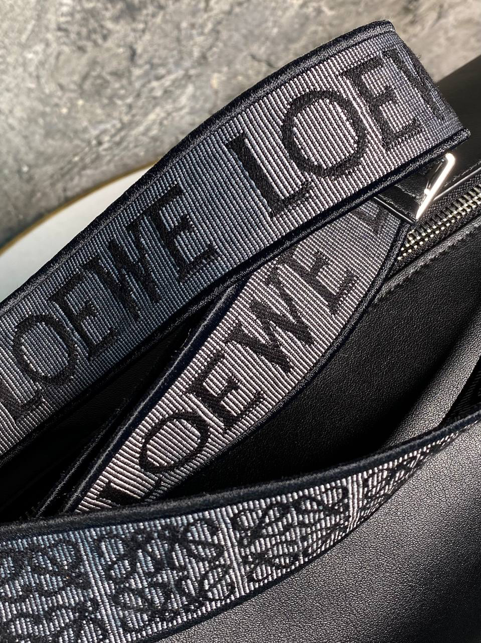 МУЖСКАЯ СУМКА МЕССЕНДЖЕР LOEWE детальное фото