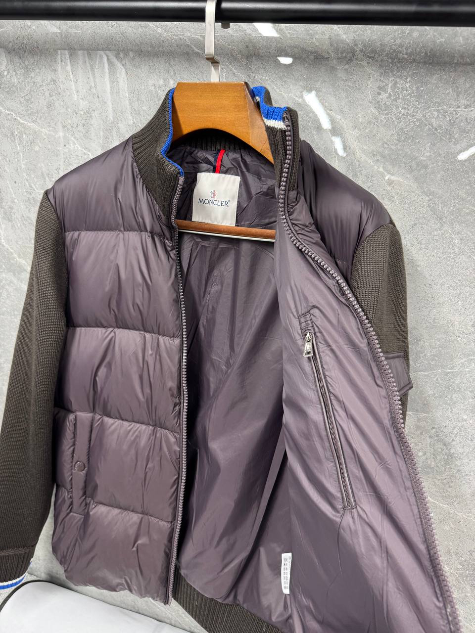 МУЖСКАЯ КУРТКА MONCLER детальное фото