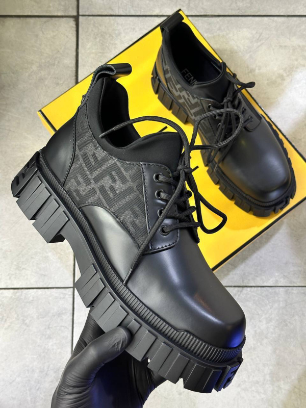 МУЖСКИЕ БОТИНКИ FENDI фото