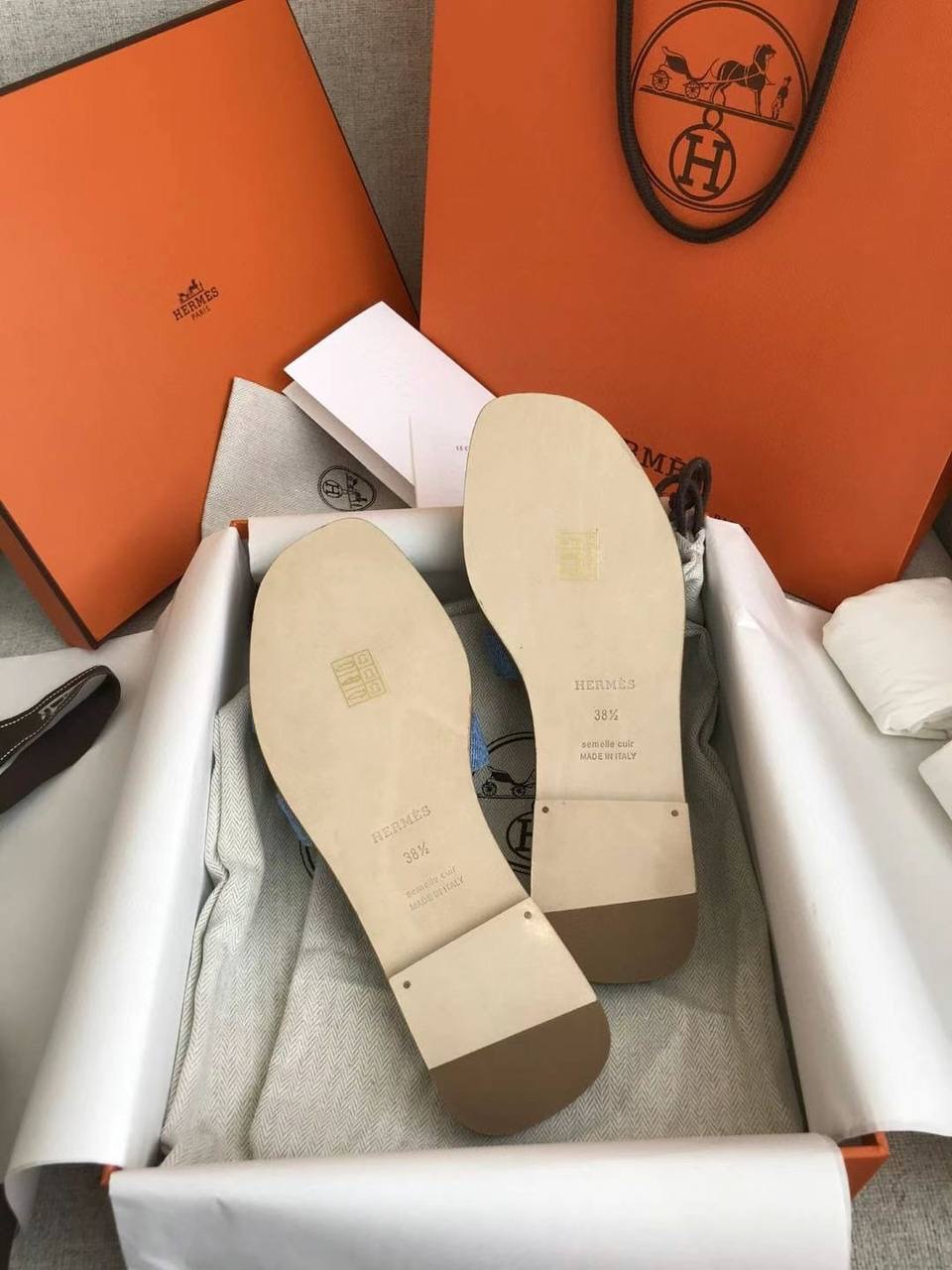 ШЛЕПКИ HERMES детальное фото