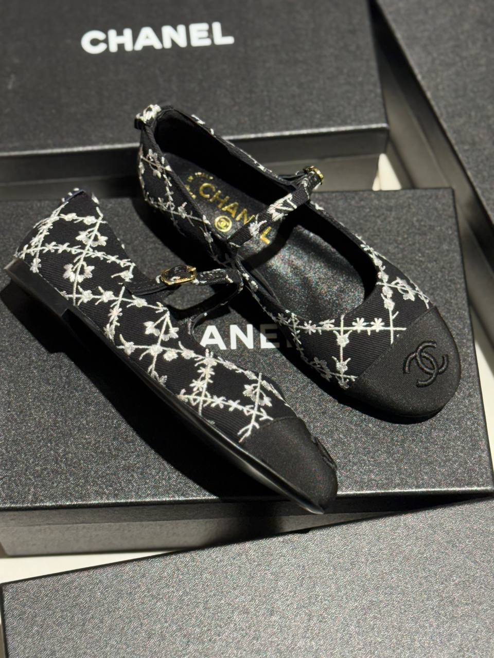 БАЛЕТКИ CHANEL детальное фото