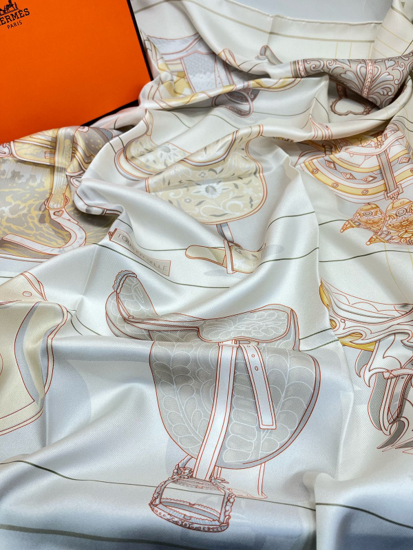 ПЛАТОК HERMES фото