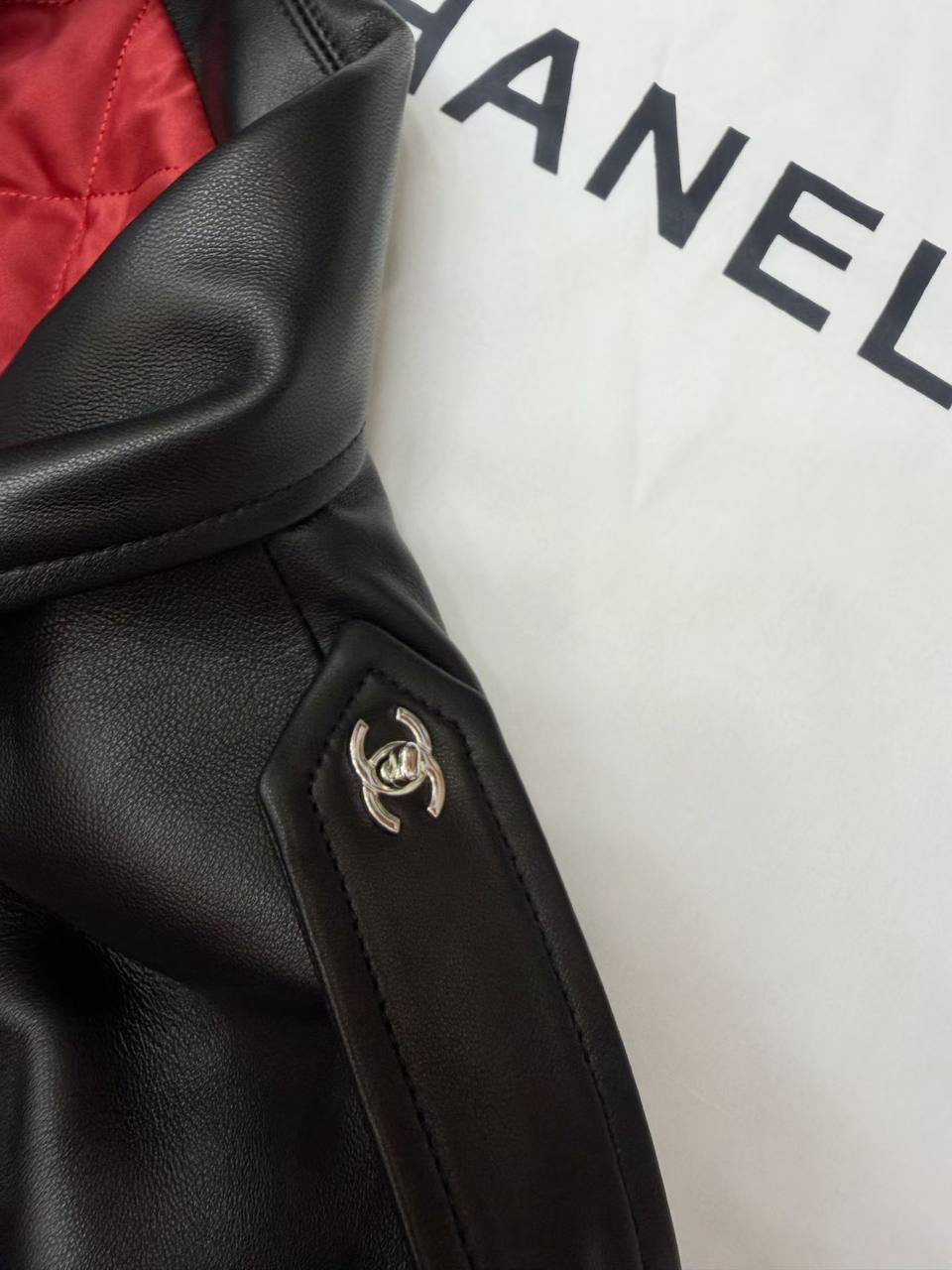 КУРТКА CHANEL детальное фото