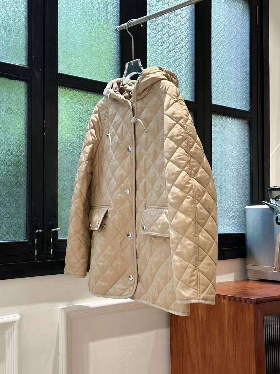 КУРТКА BURBERRY детальное фото