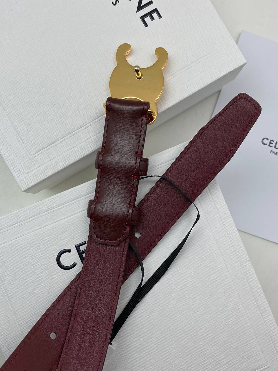 ЖЕНСКИЙ РЕМЕНЬ CELINE детальное фото