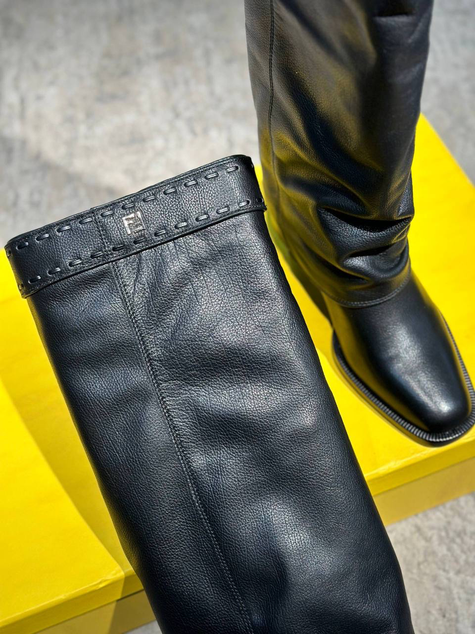 САПОГИ FENDI детальное фото