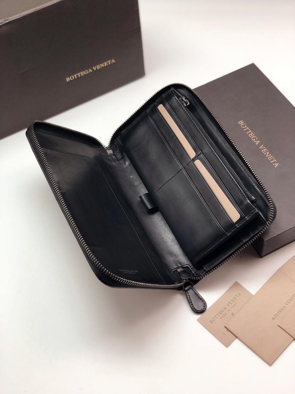 Клатч Bottega Veneta детальное фото