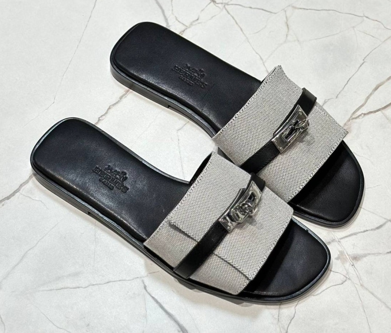 ШЛЕПКИ HERMES фото