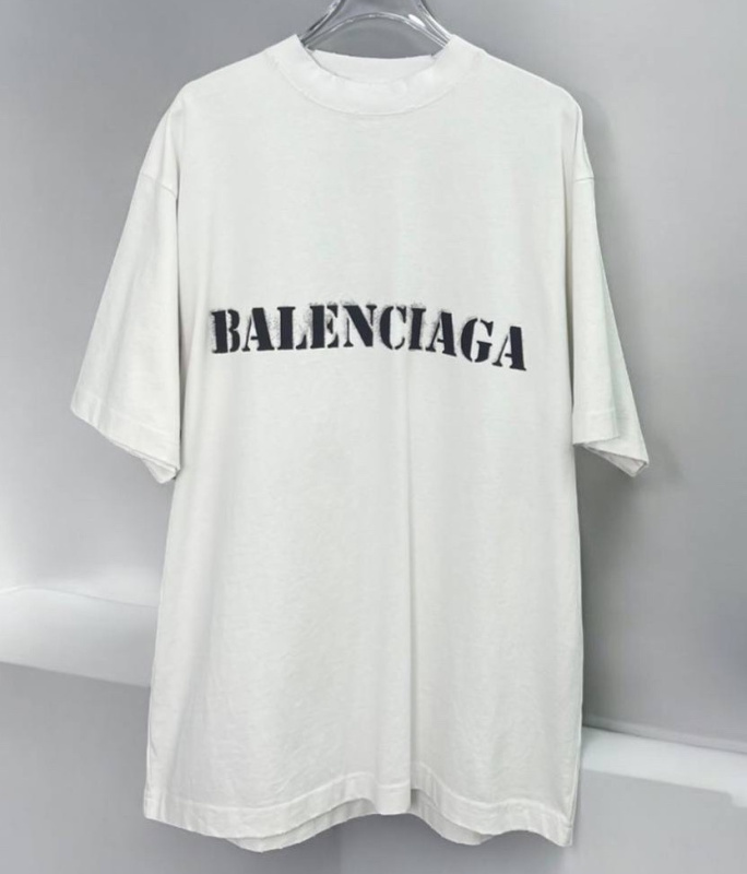 ФУТБОЛКА BALENCIAGA фото