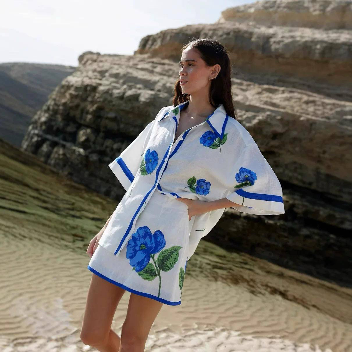 КОСТЮМ ALEMAIS детальное фото