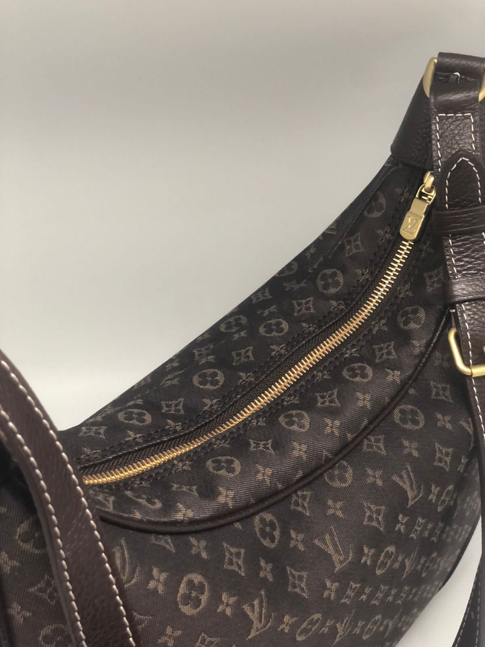 СУМКА LOUIS VUITTON детальное фото