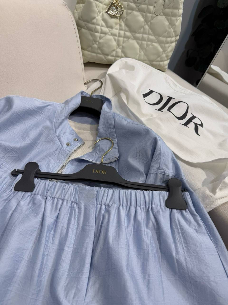 КОСТЮМ CHRISTIAN DIOR детальное фото