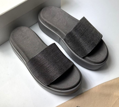 ШЛЕПКИ BRUNELLO CUCINELLI фото