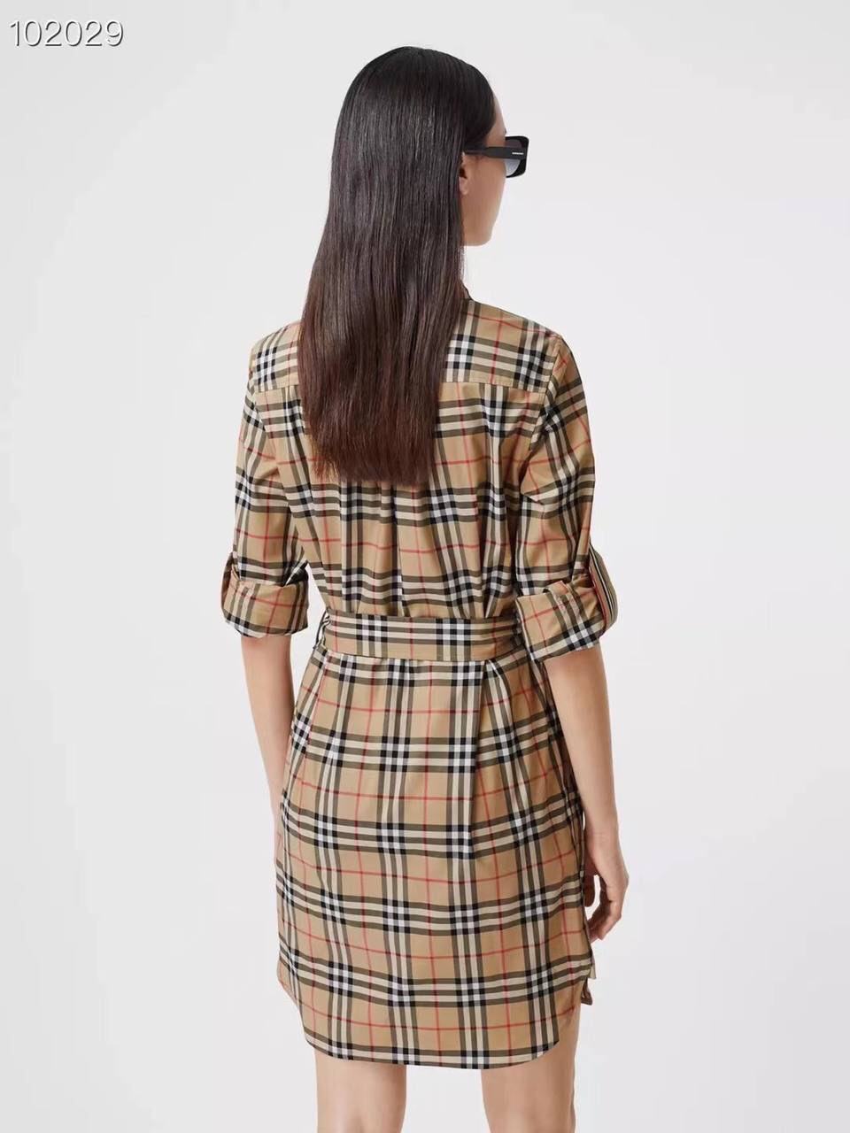 ПЛАТЬЕ BURBERRY детальное фото