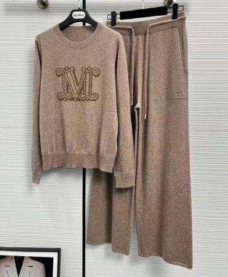 КОСТЮМ MAX MARA фото