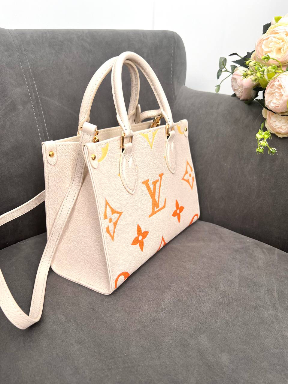 СУМКА LOUIS VUITTON детальное фото