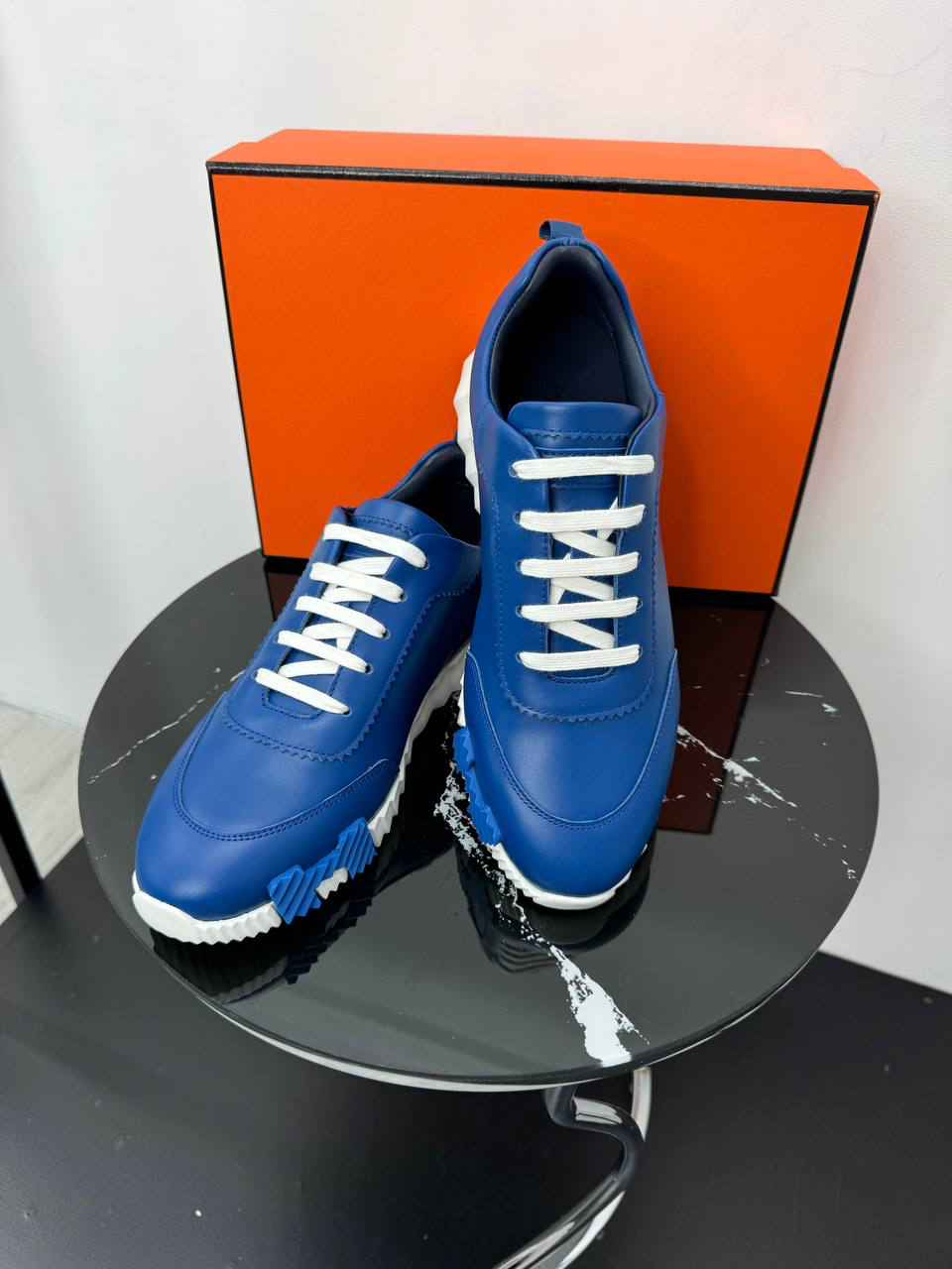 МУЖСКИЕ КРОССОВКИ HERMES детальное фото