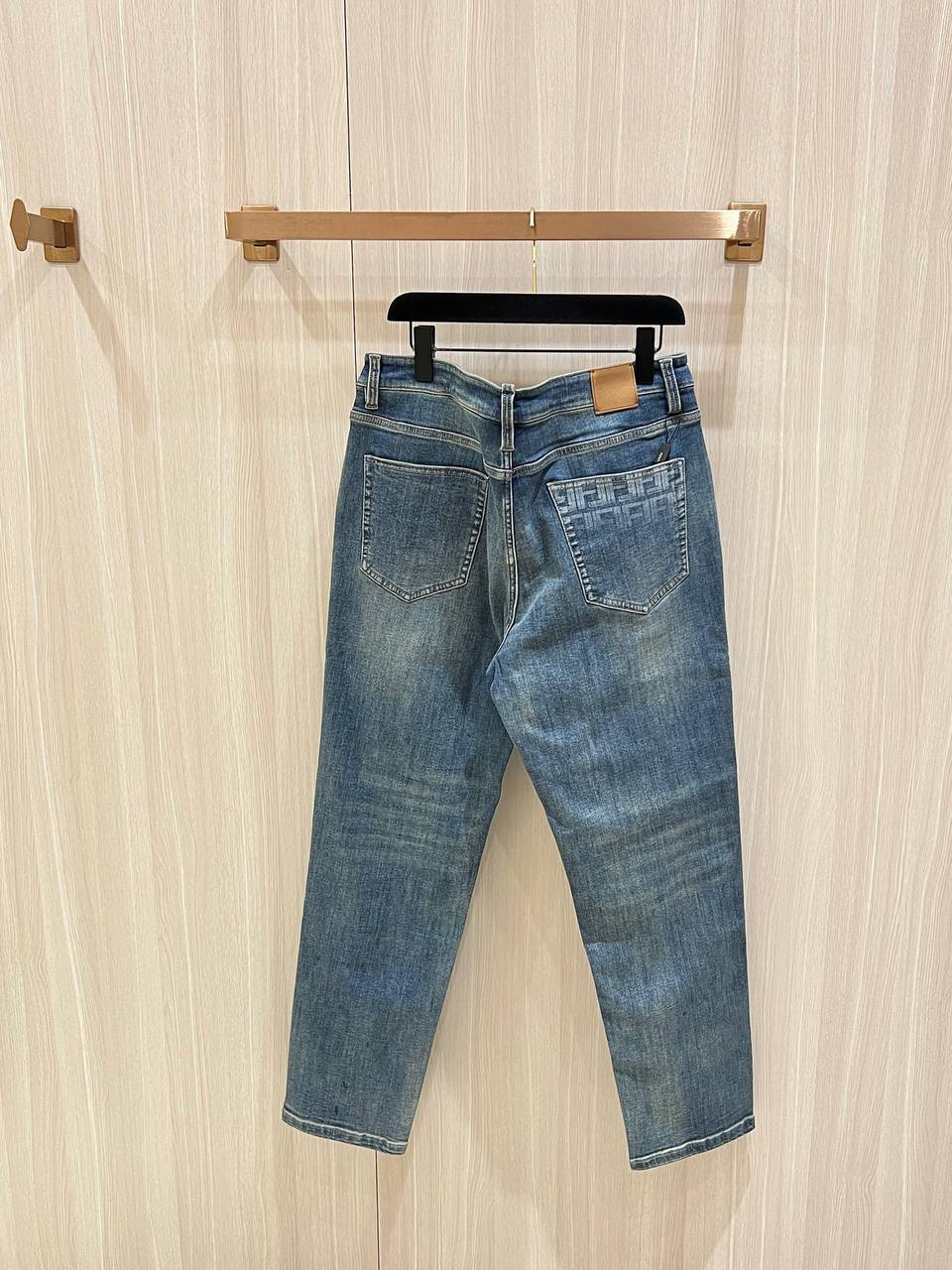 МУЖСКИЕ ДЖИНСЫ FENDI детальное фото