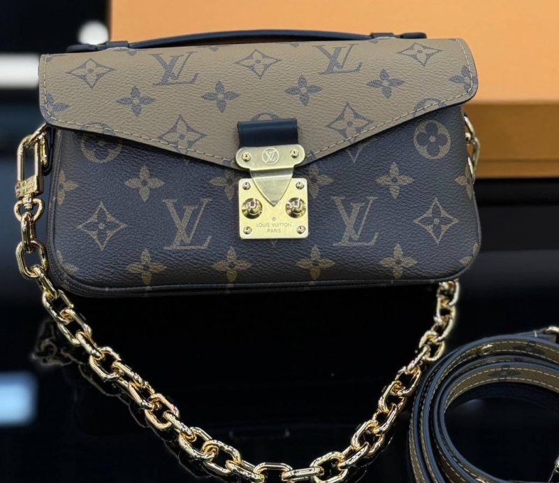 СУМКА LOUIS VUITTON POCHETTE METIS фото