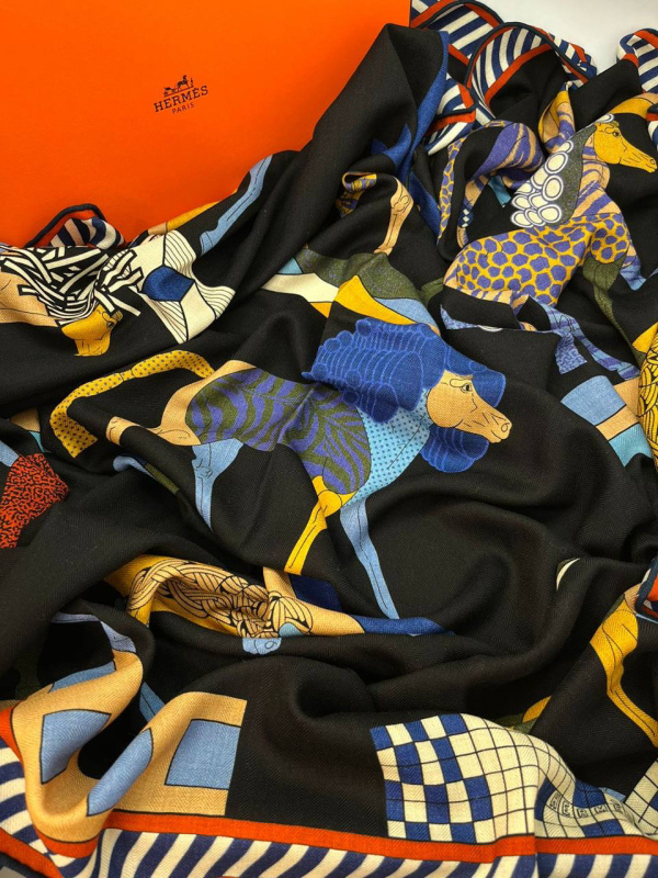 ПЛАТОК HERMES фото