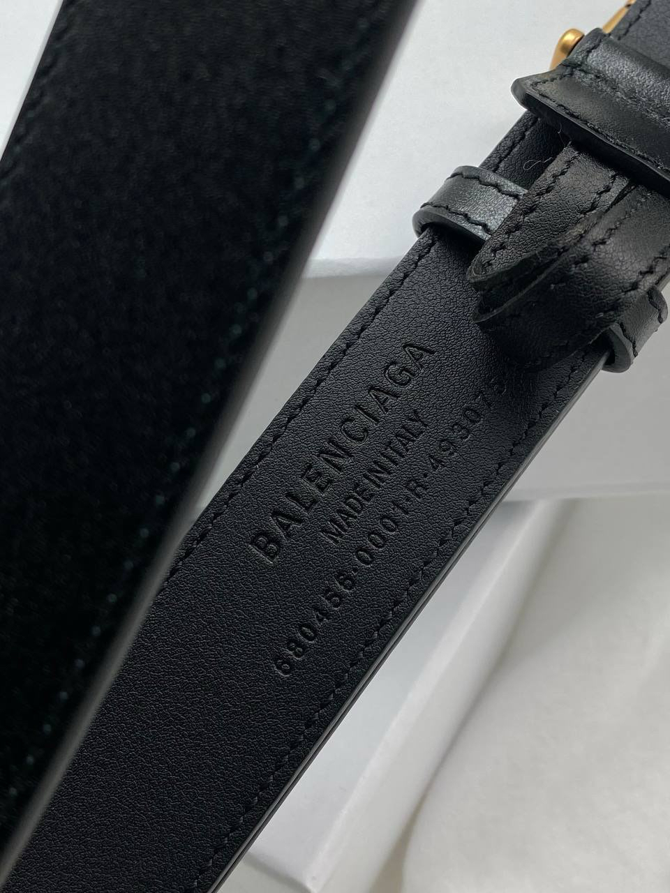 ЖЕНСКИЙ РЕМЕНЬ BALENCIAGA детальное фото