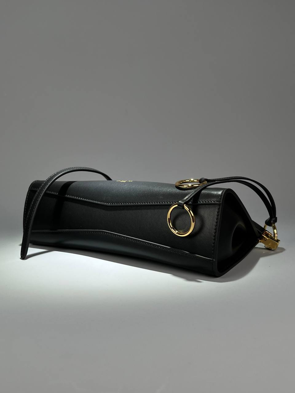 СУМКА ALAIA детальное фото