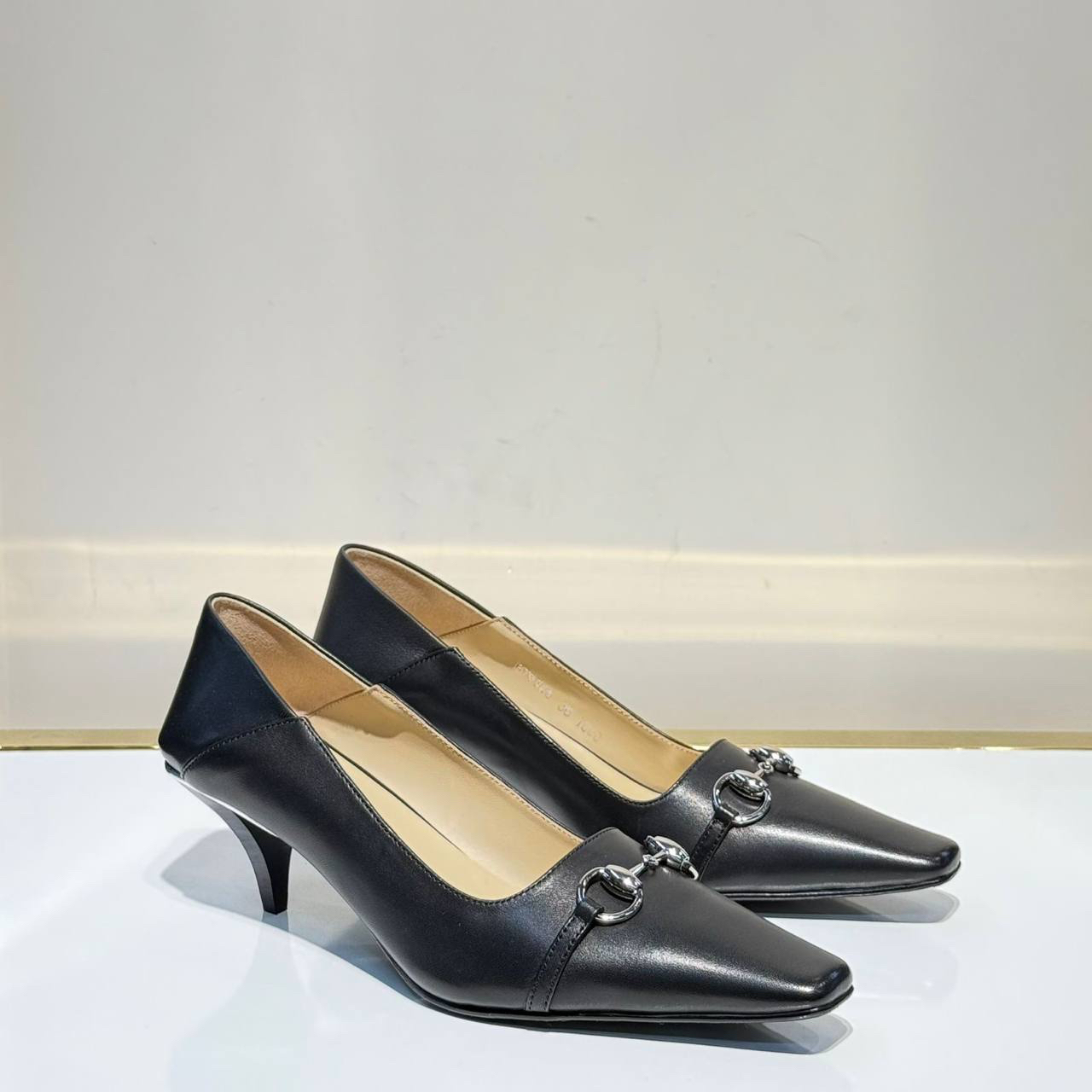 ТУФЛИ GUCCI детальное фото