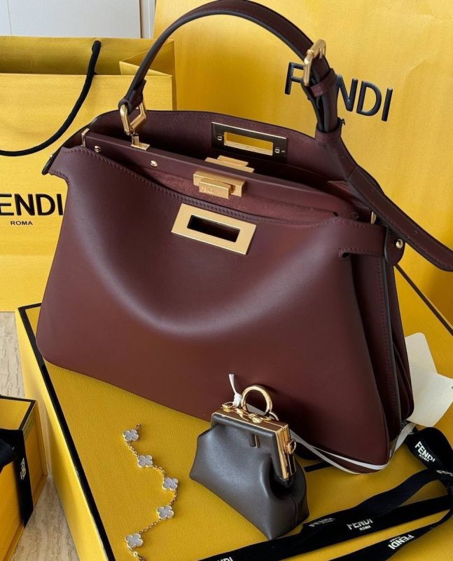 СУМКА FENDI фото