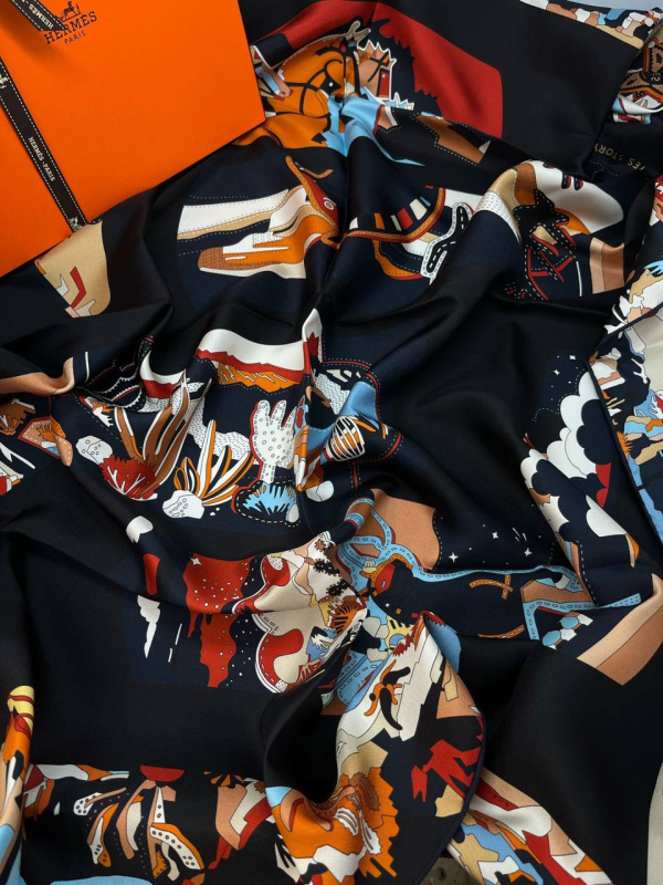 ПЛАТОК HERMES фото