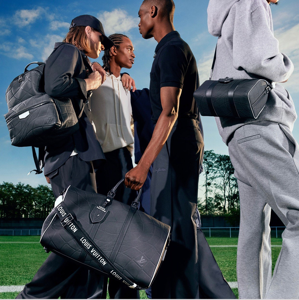 ДОРОЖНАЯ СУМКА LOUIS VUITTON детальное фото