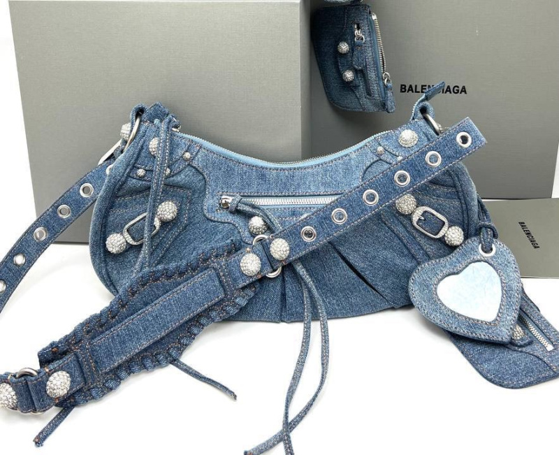 СУМКА BALENCIAGA фото