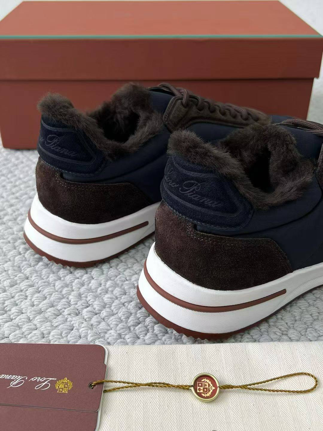 МУЖСКИЕ КРОССОВКИ LORO PIANA детальное фото