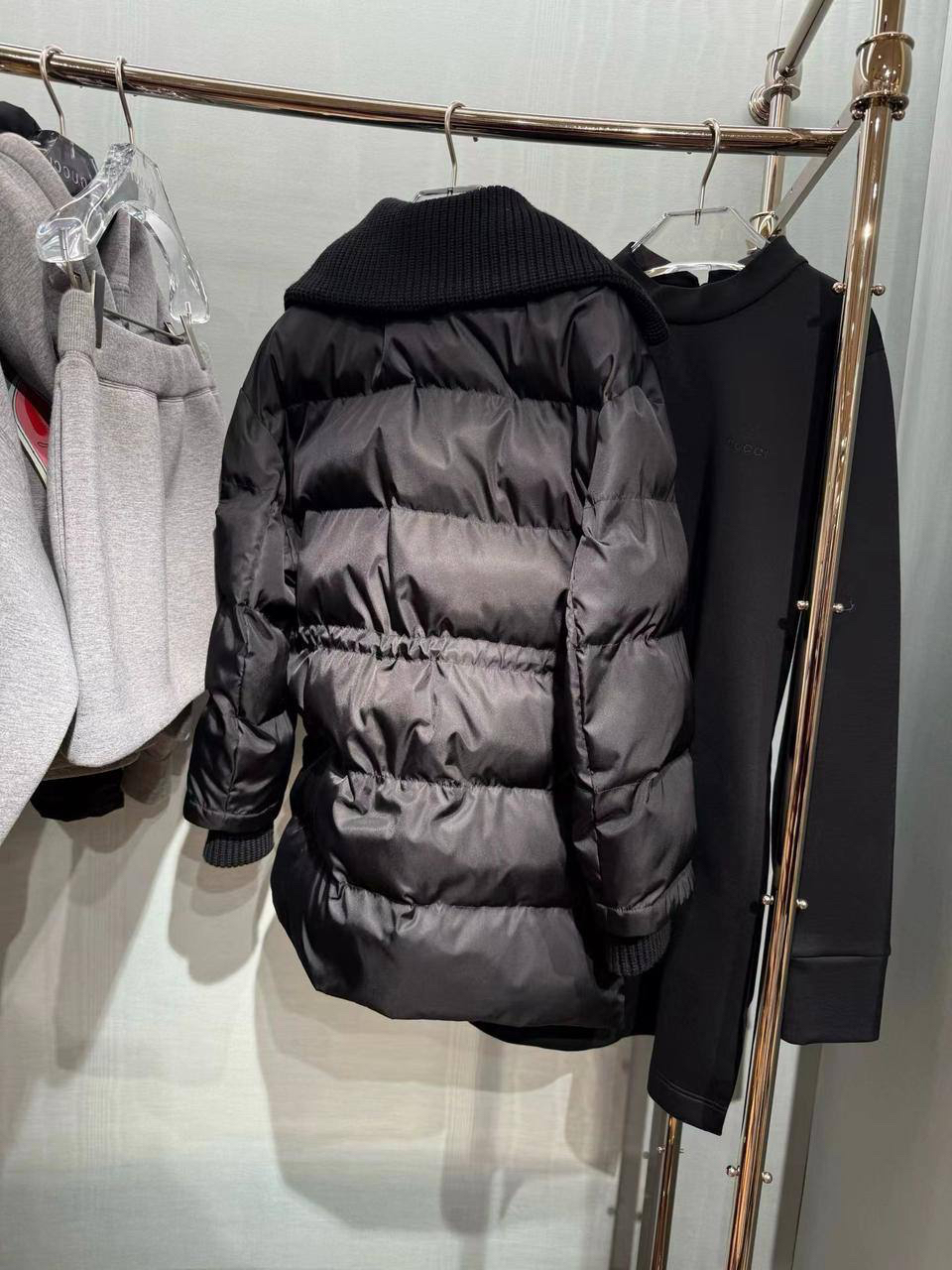 ПУХОВИК GUCCI детальное фото