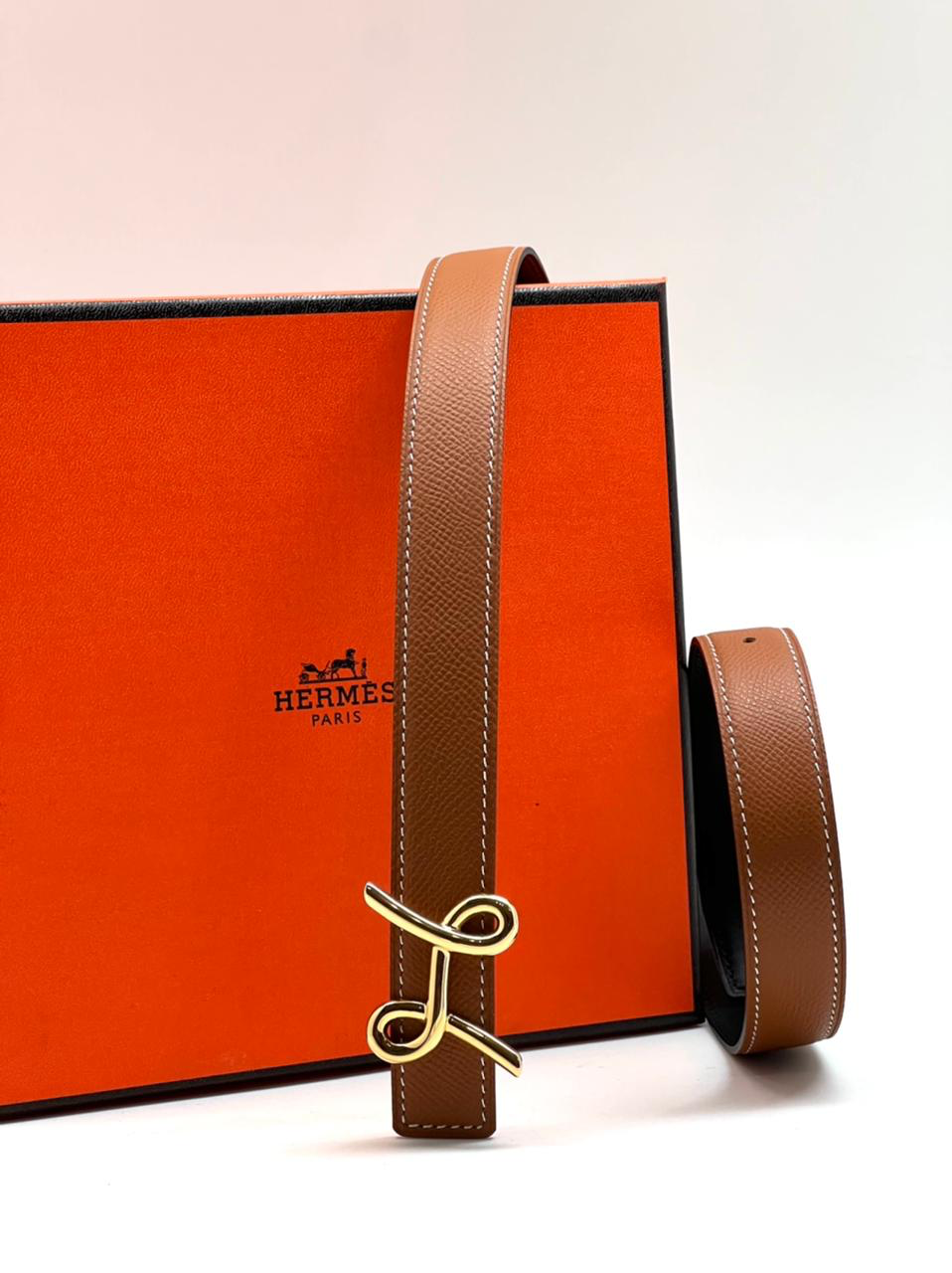 ЖЕНСКИЙ РЕМЕНЬ HERMES детальное фото