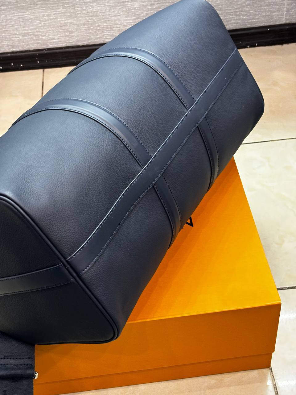 ДОРОЖНАЯ СУМКА LOUIS VUITTON детальное фото