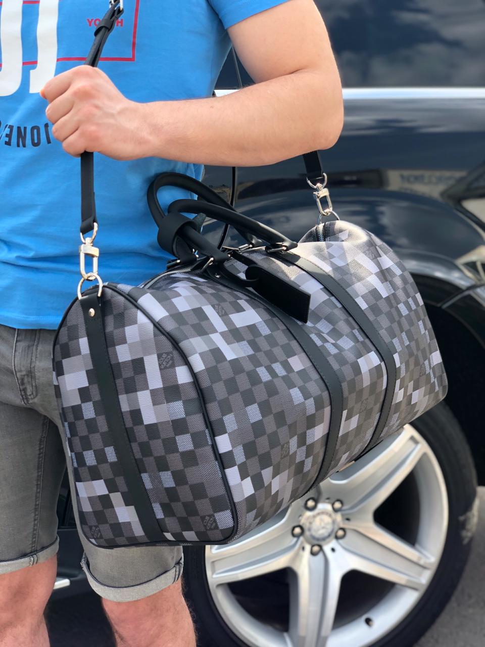 ДОРОЖНАЯ СУМКА LOUIS VUITTON детальное фото