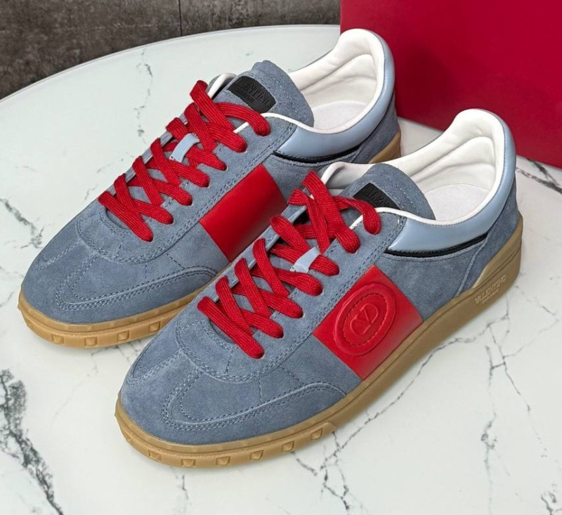 МУЖСКИЕ КЕДЫ VALENTINO фото