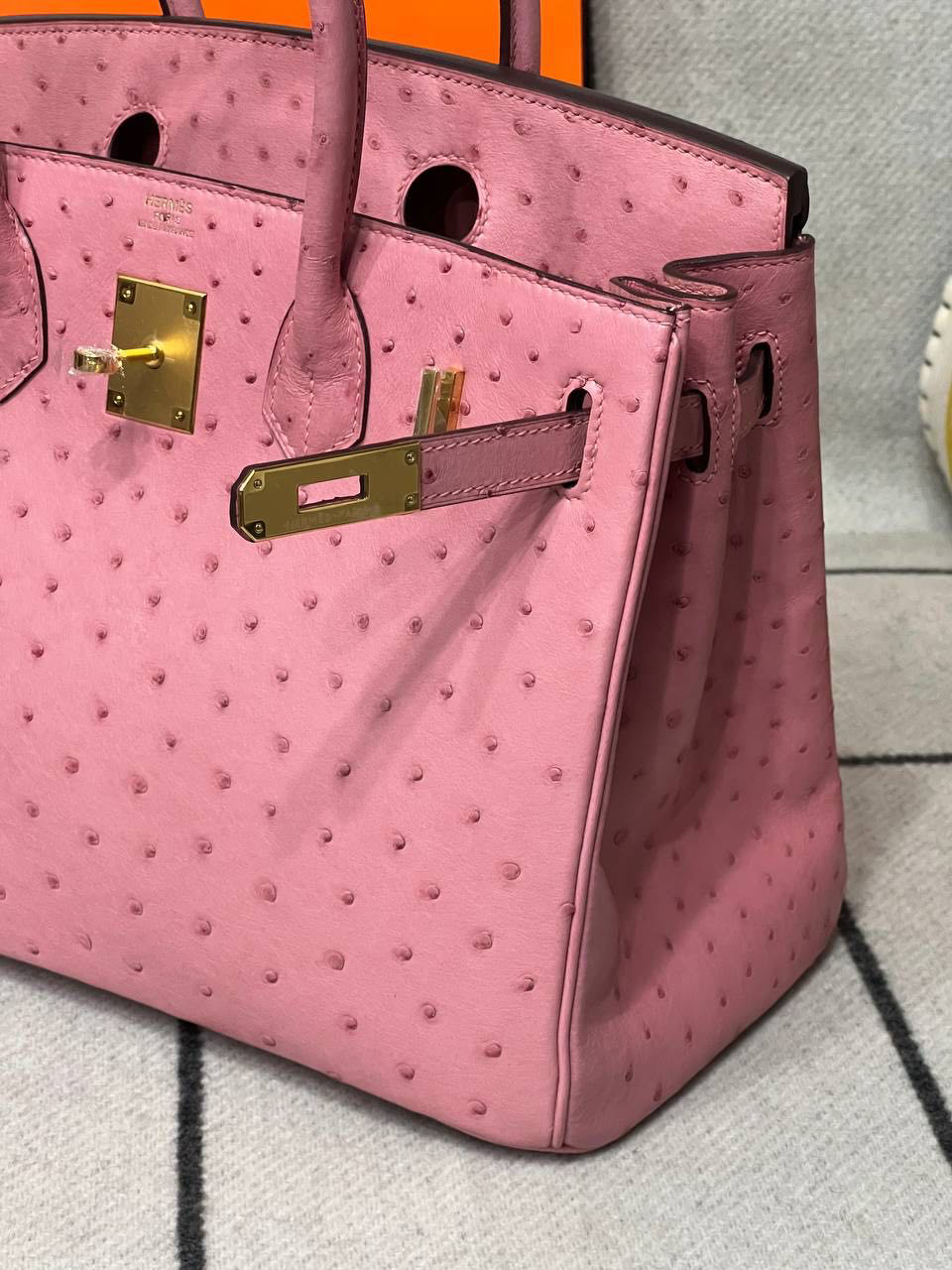 СУМКА HERMES BIRKIN 30 OSTRICH TERRE CUITE HARDWARE детальное фото