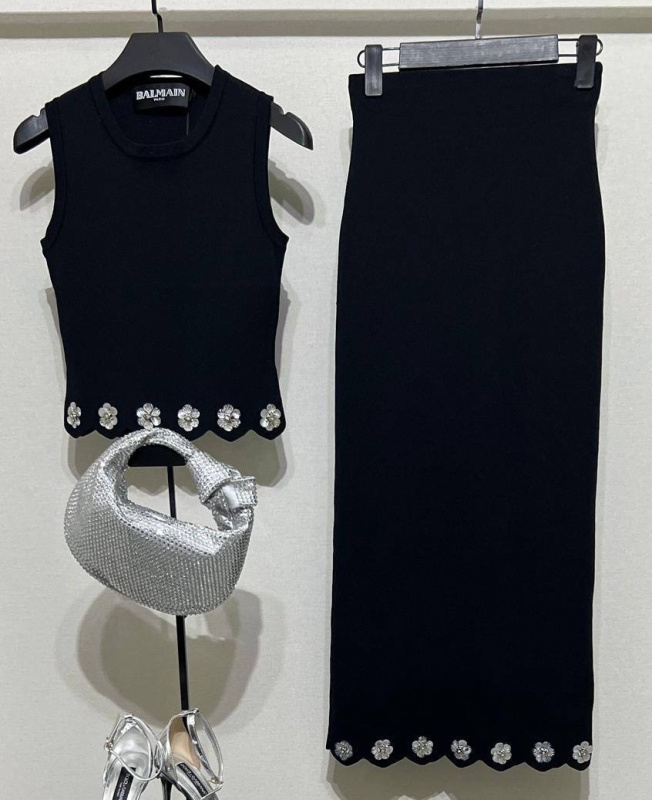 КОСТЮМ BALMAIN фото